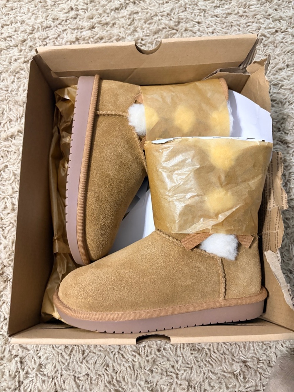 Koolaburra Kids Tan Suede Shearling Booties NWT Size 13